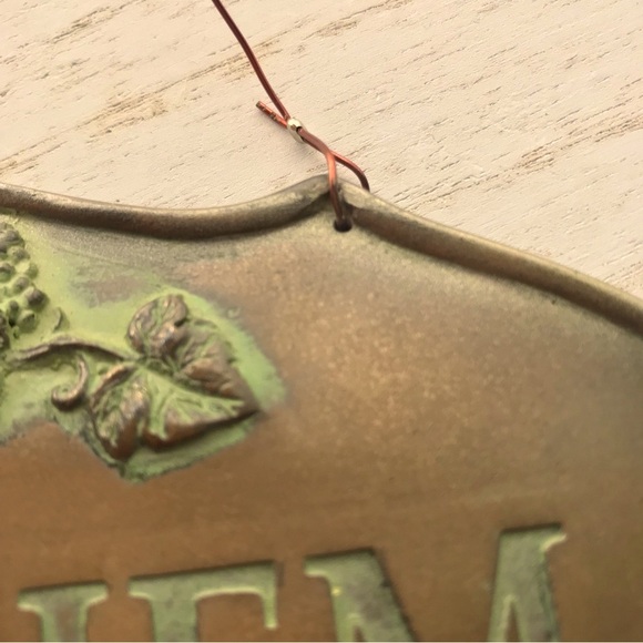 Hen Feathers Garden Decor "Carpe Diem" Seize the Day Vintage “One of a kind” - Picture 5 of 5